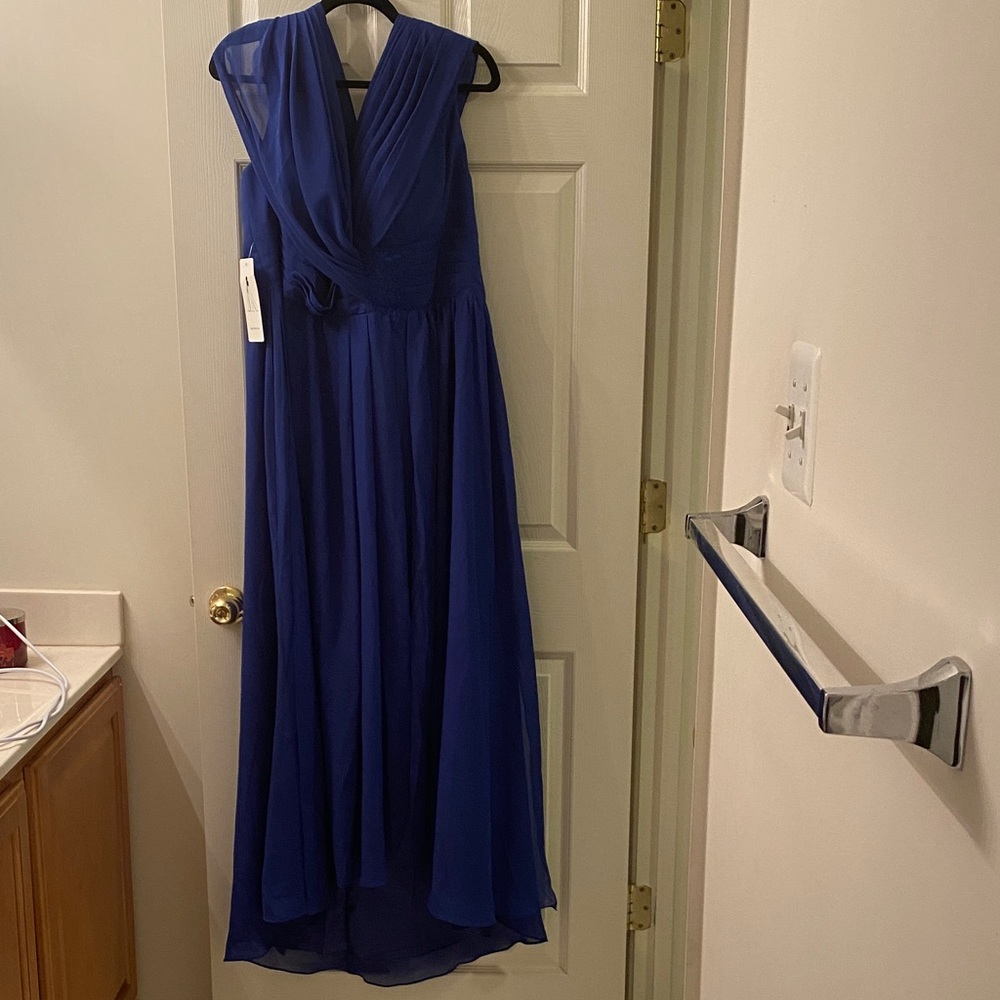 Elegant Blue Evening Gown